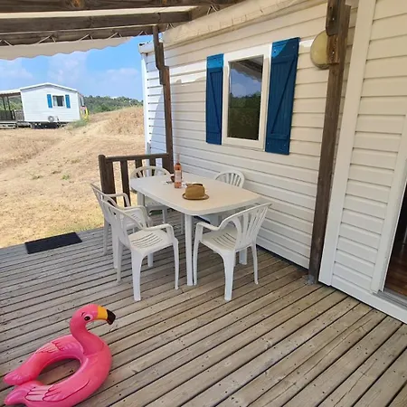 Campsite Naturiste Tikayan Petit Arlane Valensole